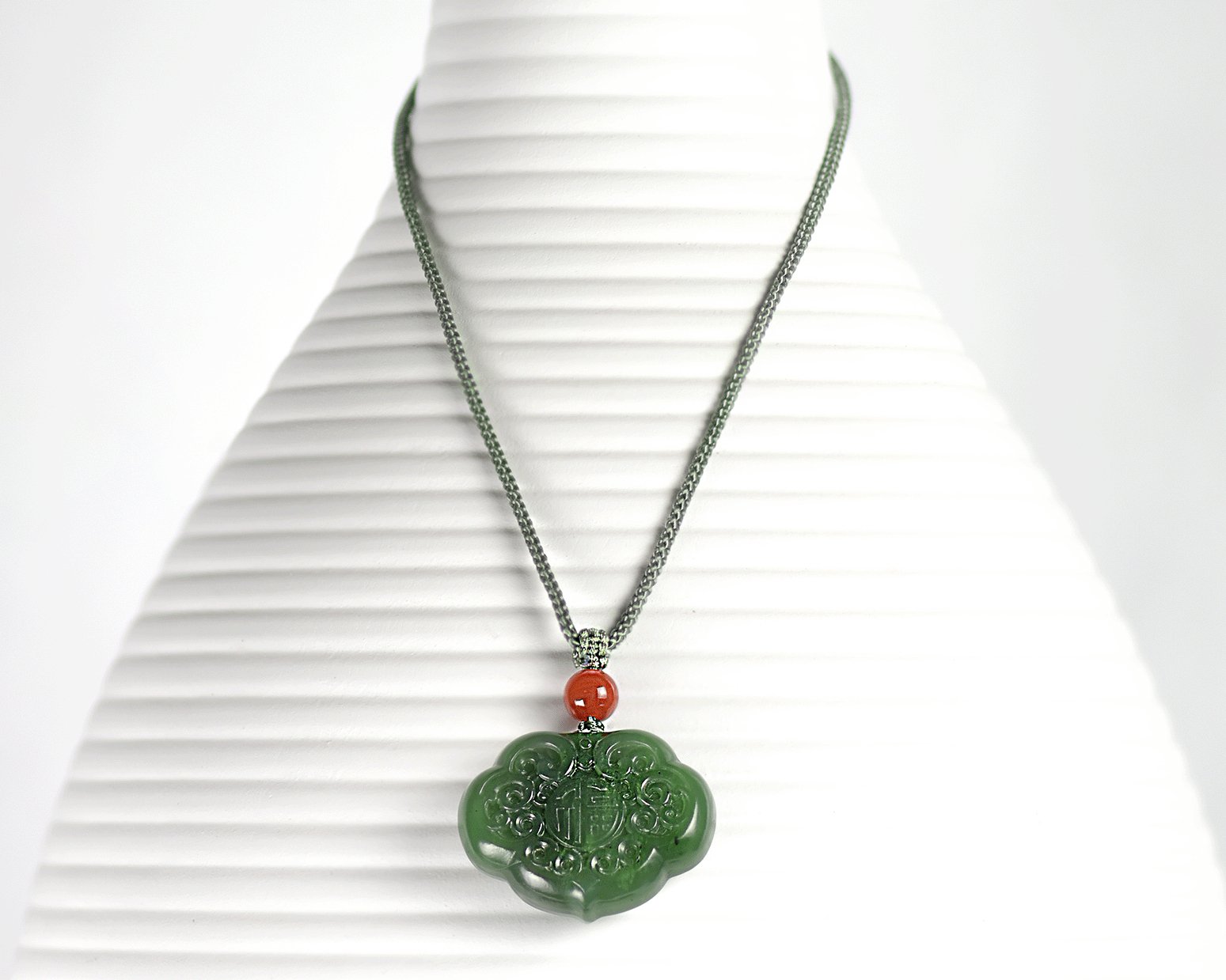 Emerald Green Jade Jewel Necklace PendantVR H Concepts
