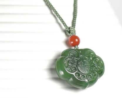 Emerald Green Jade Jewel Necklace PendantVR H Concepts